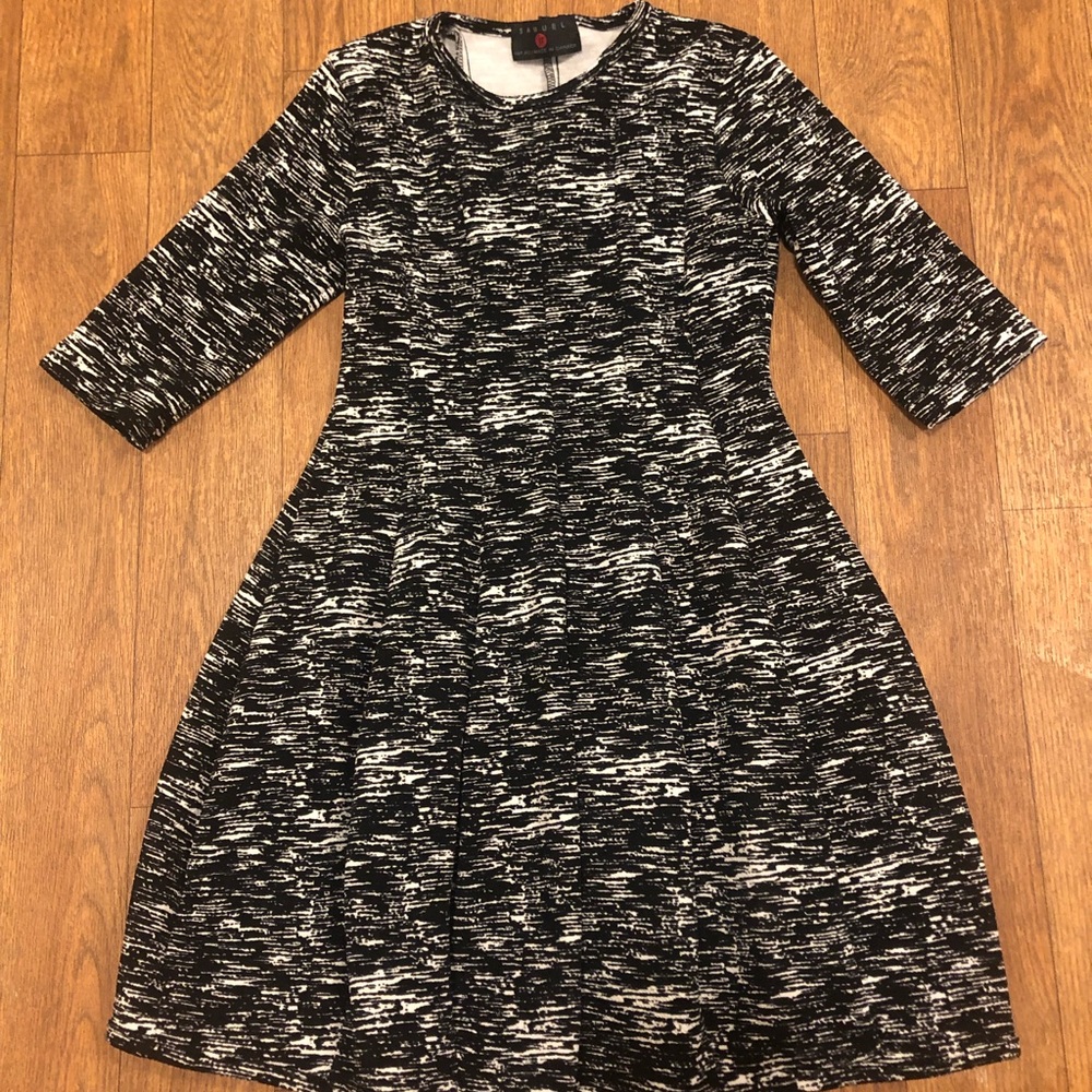 Girls Abstract design dress